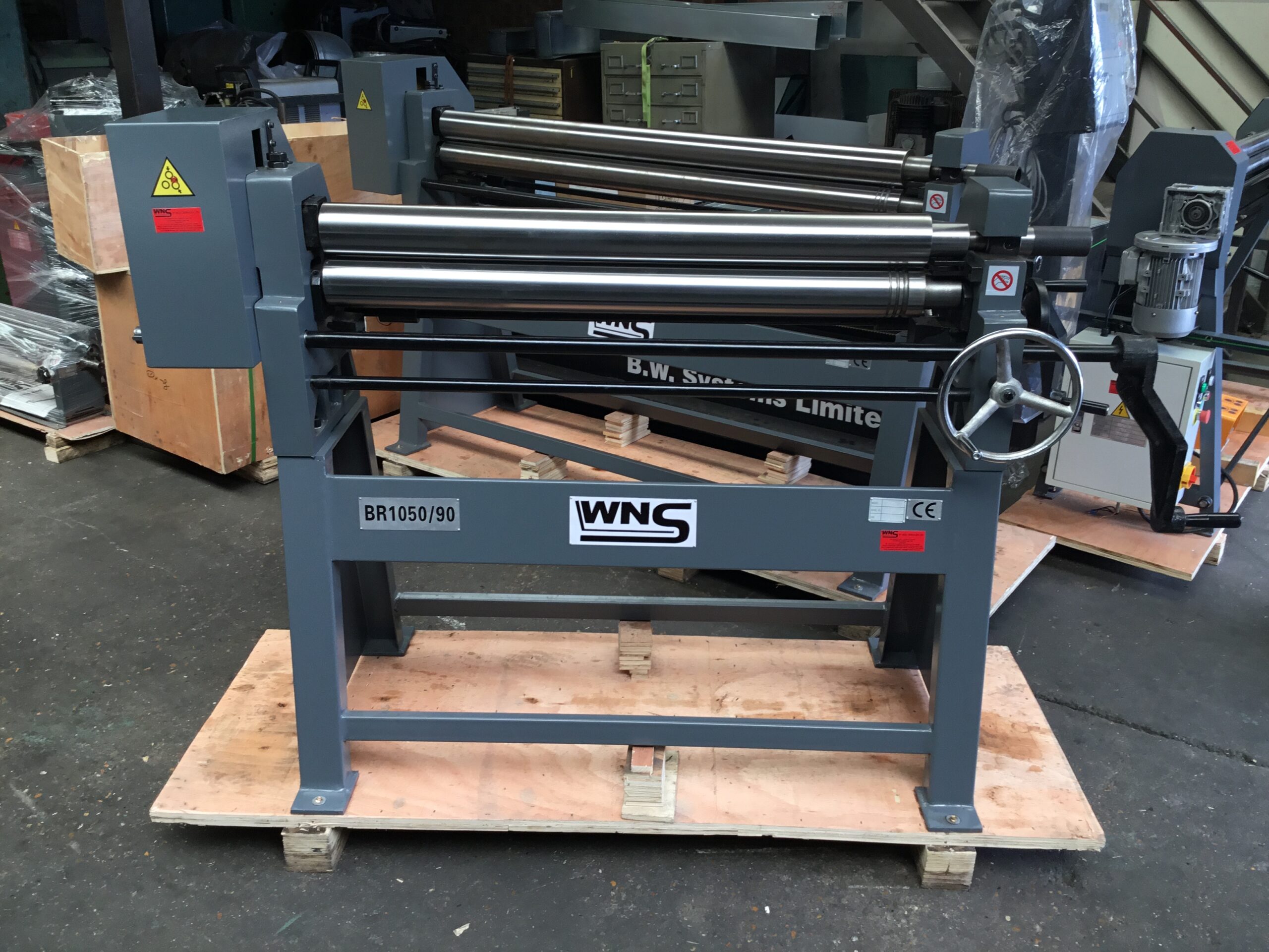 wns-bending-rolls-br1050x90j-d15 WNS HAND BENDING ROLLS (BR1050/90J)