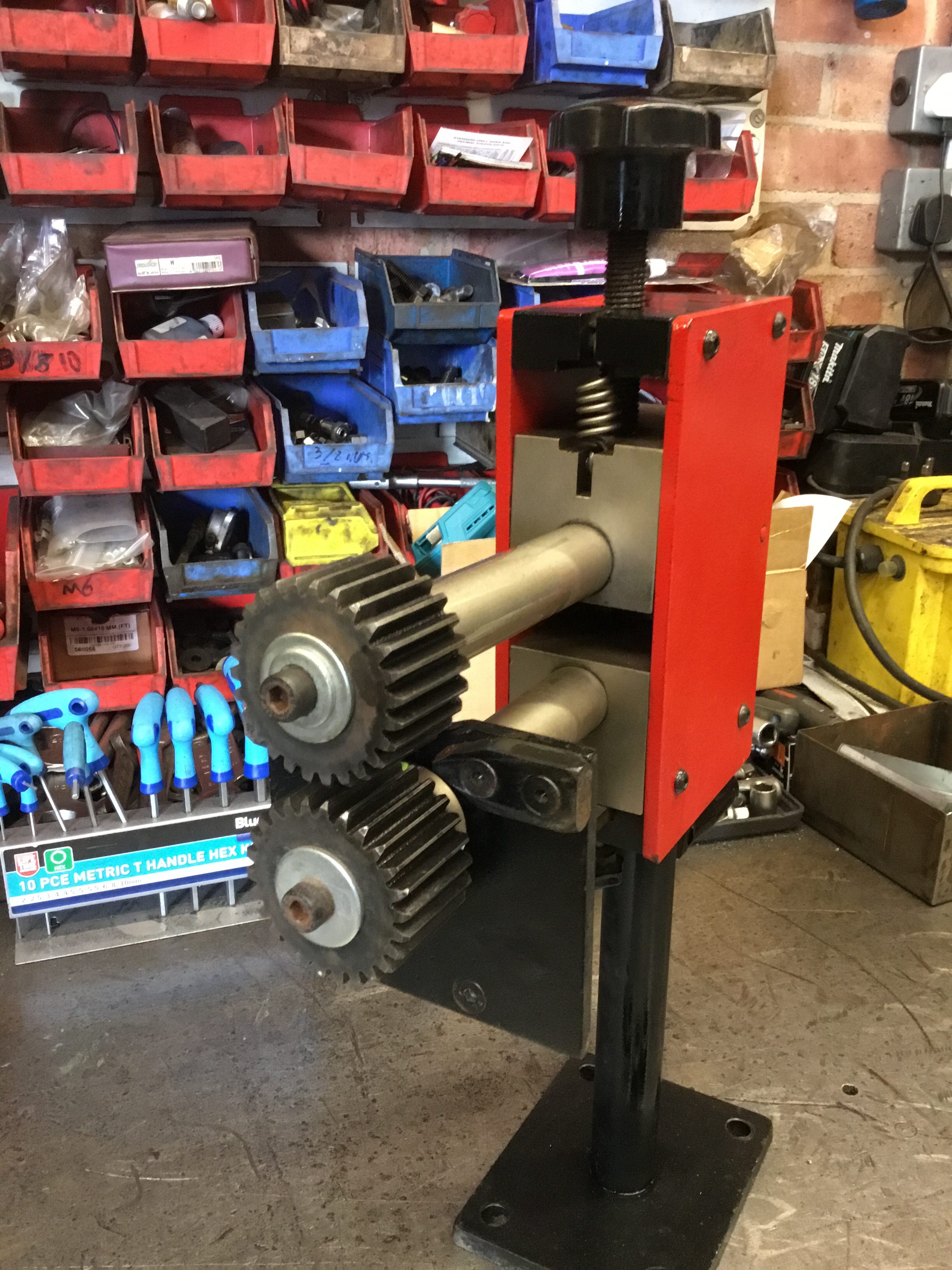 hand-swager-jenny-hs130 (6) HAND SWAGER / JENNY (HS130)