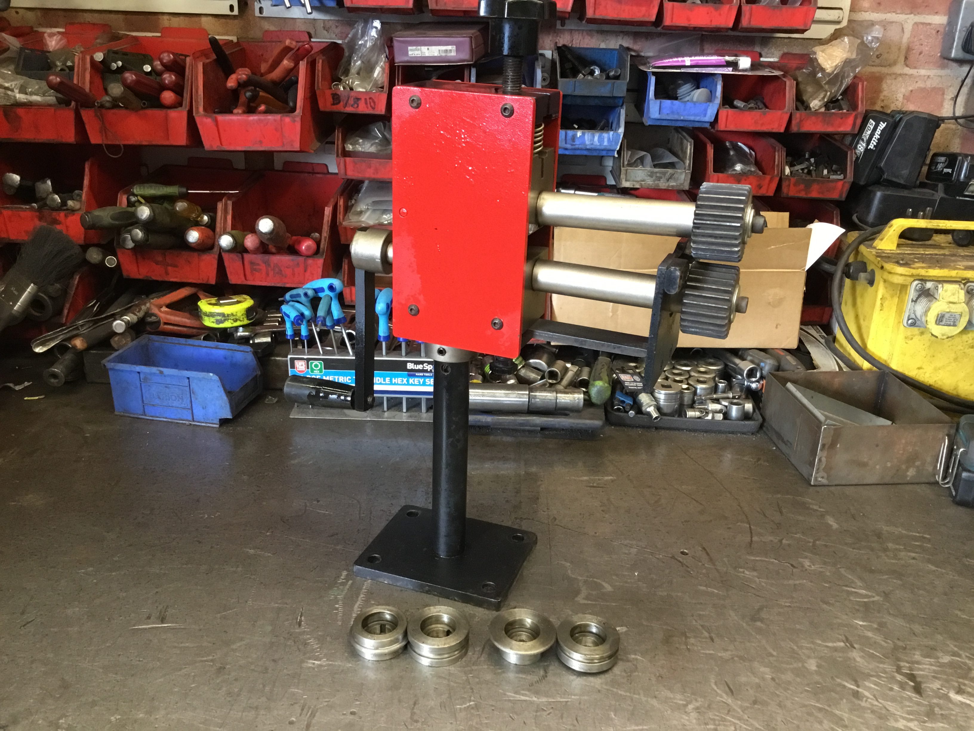 hand-swager-jenny-hs130 (8) HAND SWAGER / JENNY (HS130)