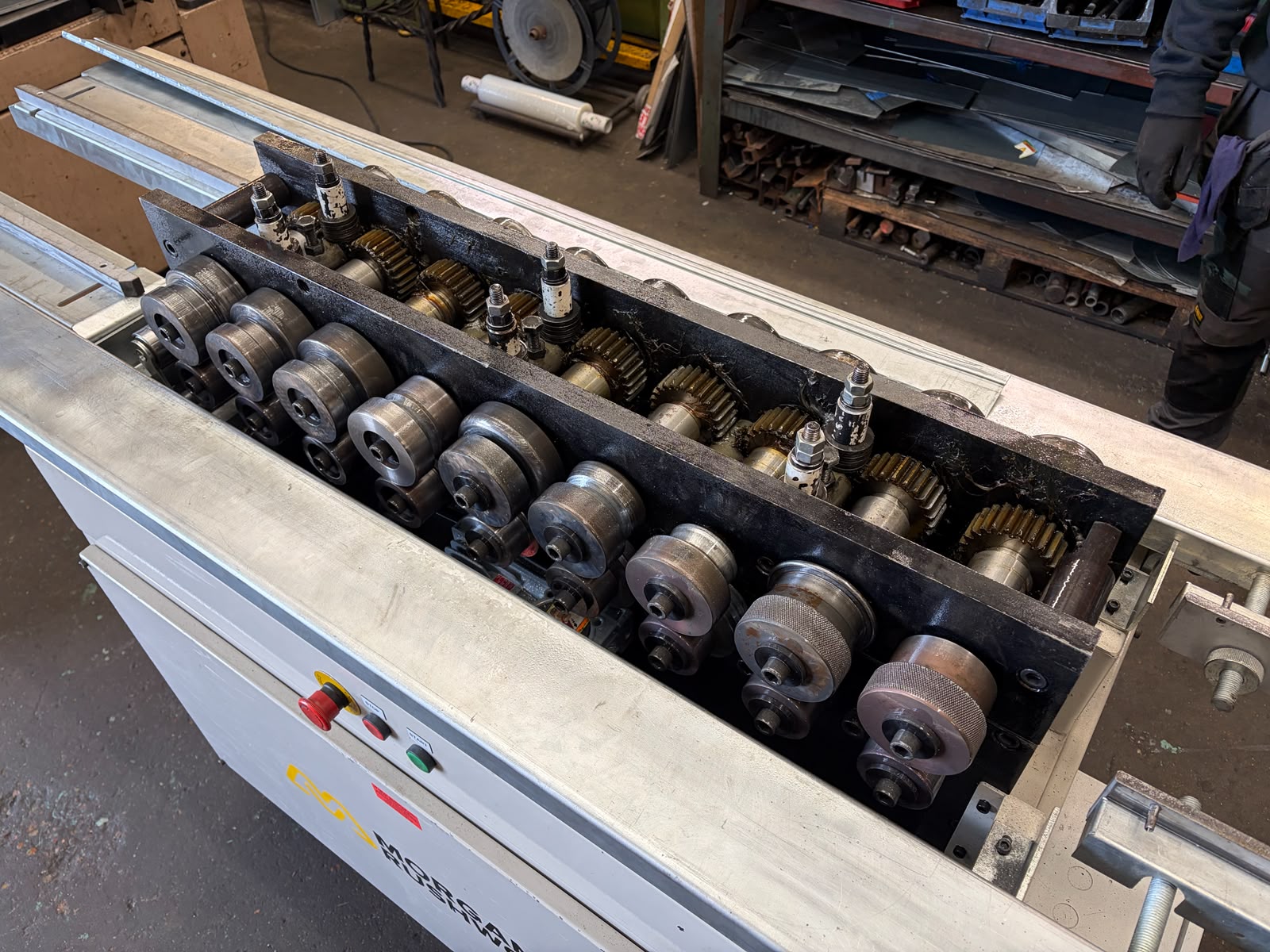 morgan-rushworth-rfx912-bpsl-ref-417 (2) USED MORGAN RUSHWORTH RFX 9/1.2 20SWG BUTTON PUNCH SNAPLOCK ROLLFORMER (REF: 417)