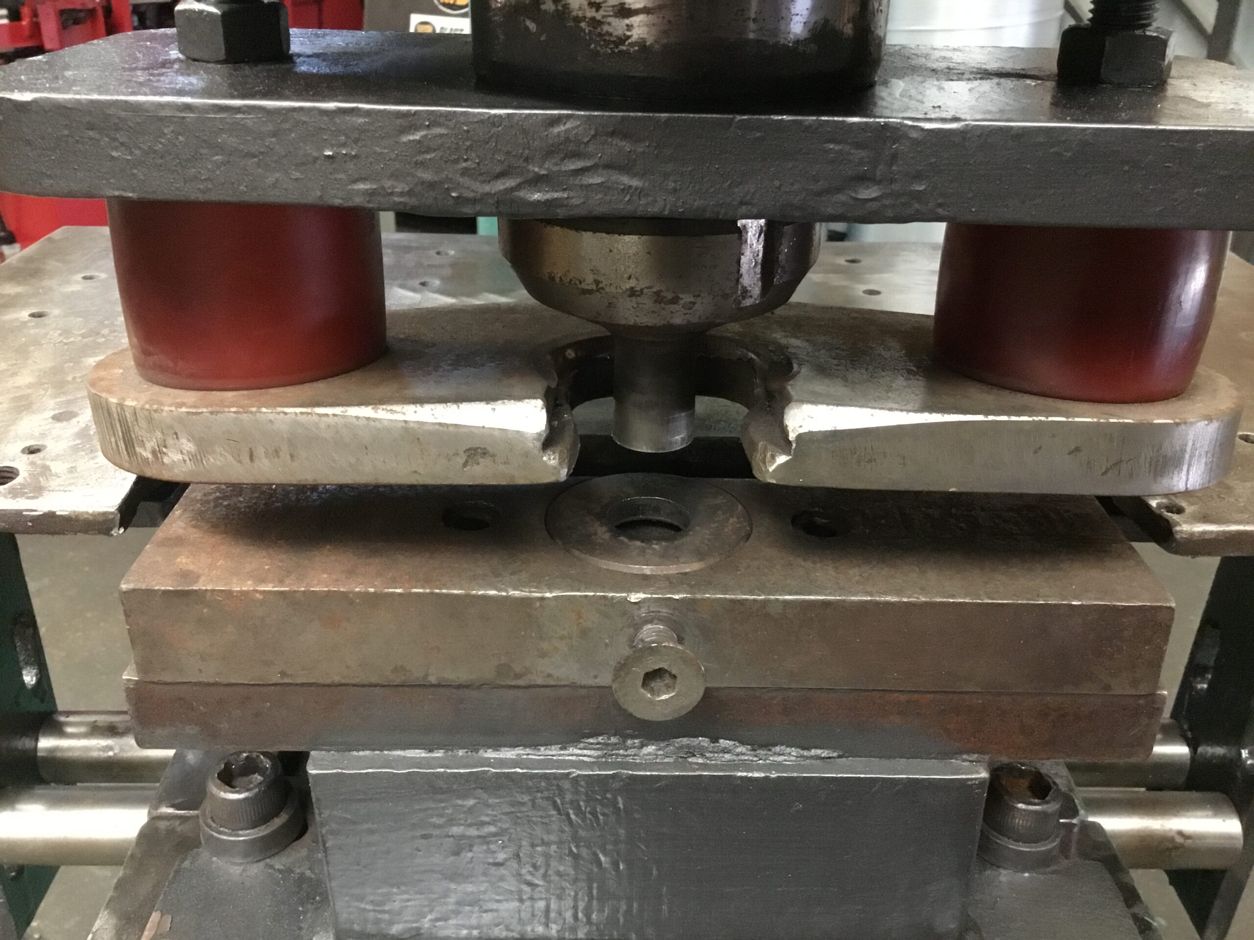 kingsland-70p625-hydraulic-punch-press-steelworker-ksw02 (23)