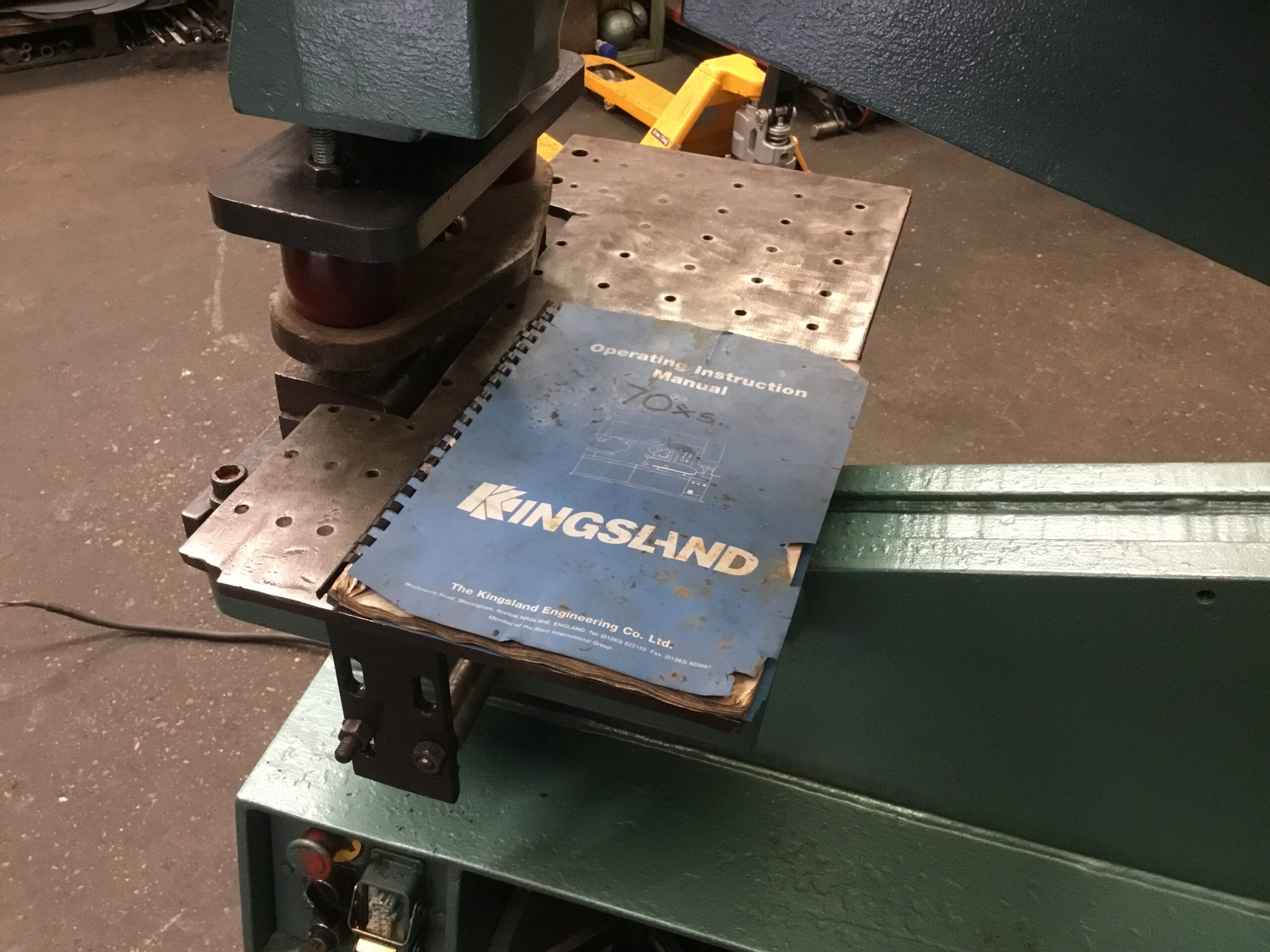 kingsland-70p625-hydraulic-punch-press-steelworker-ksw02 (25)