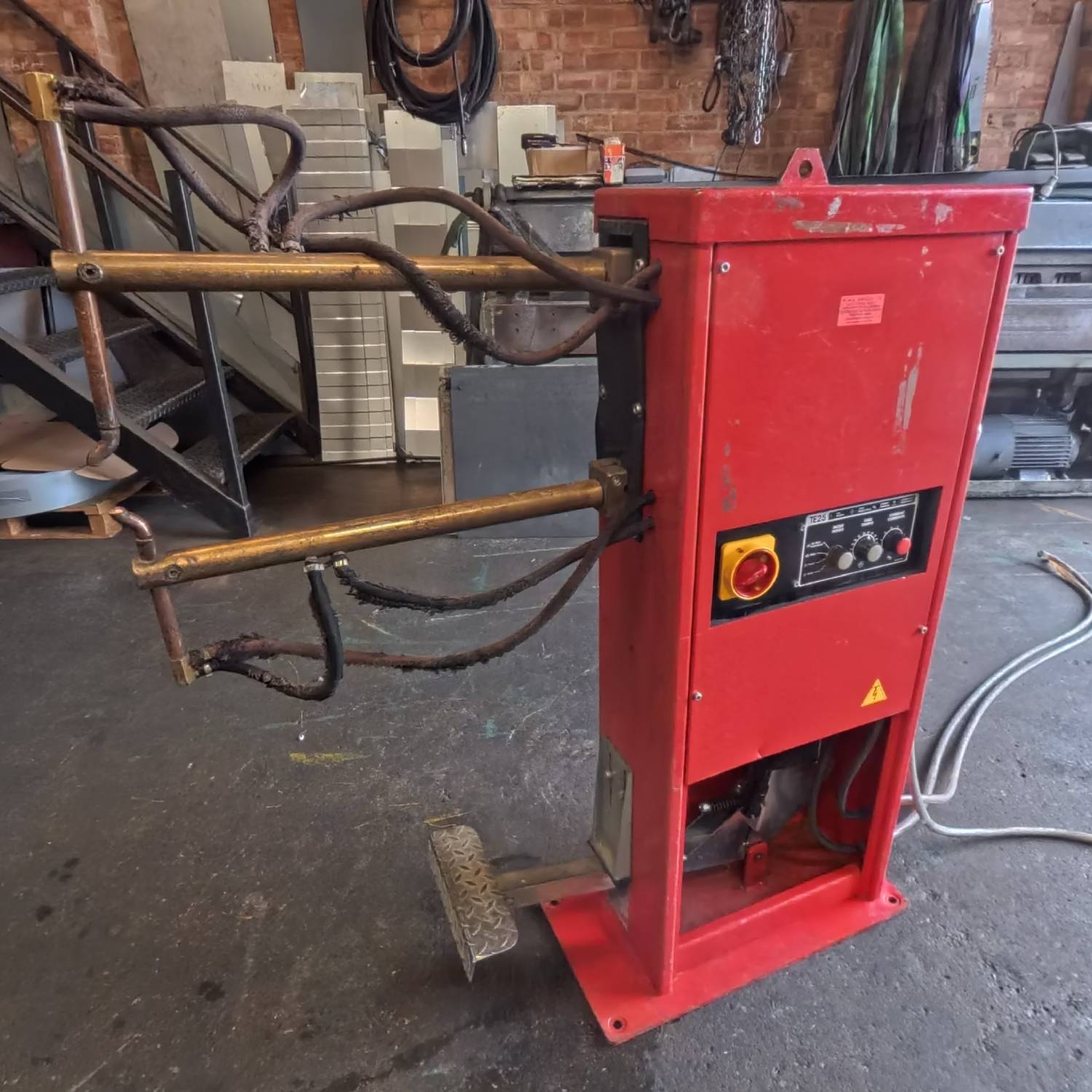 tecna-spot-welder-tsw04